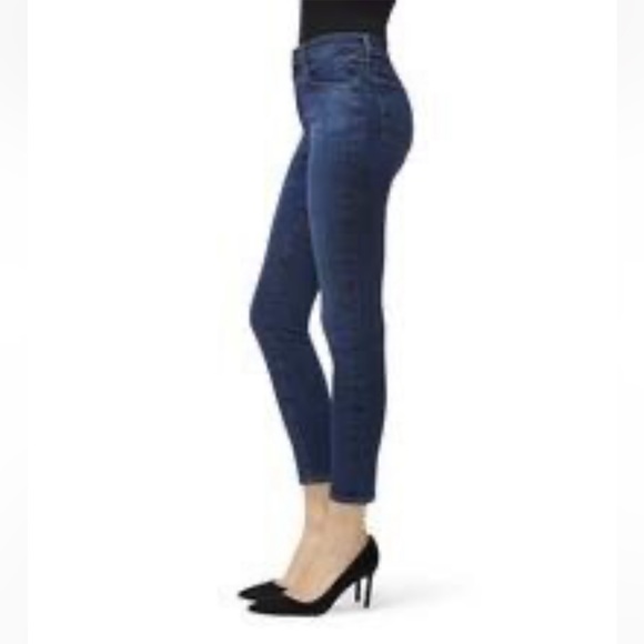 J Brand Alana High Rise Skinny Jean - Picture 3 of 9